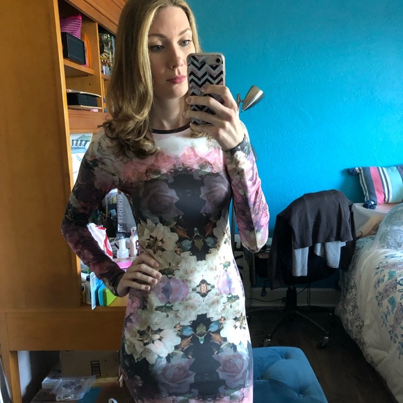 Gorgeous Floral TOPSHOP Dress - Picture 3 of 4